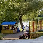 Port Etterem&panzio فندق مبيت وإفطار Balatonmáriafürdő