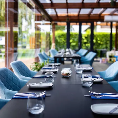 Port Etterem&panzio ベッド・アンド・ブレックファスト Balatonmáriafürdő