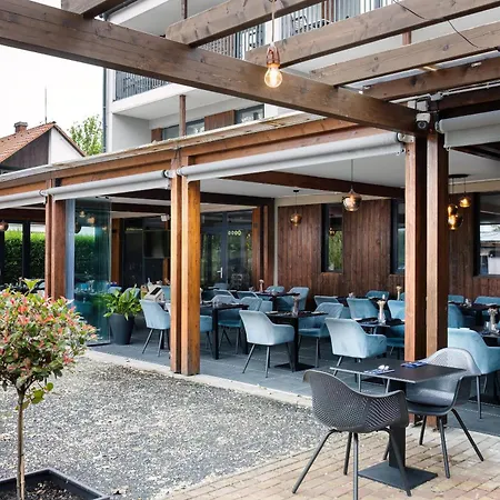 Port étterem&panzió Couette-café Balatonmáriafürdő