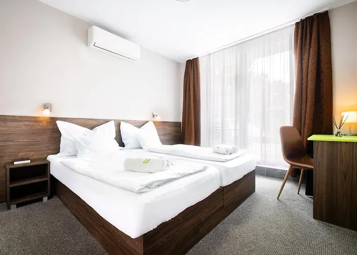 Port Etterem&panzio Bed & Breakfast 4*