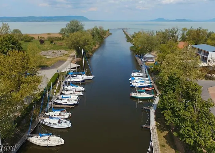 Port Etterem&panzio Bed & Breakfast