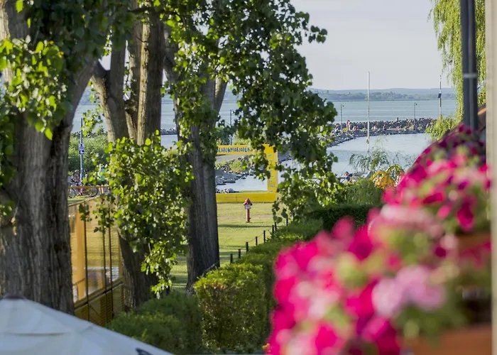 Port Etterem&panzio 4* Balatonmáriafürdő